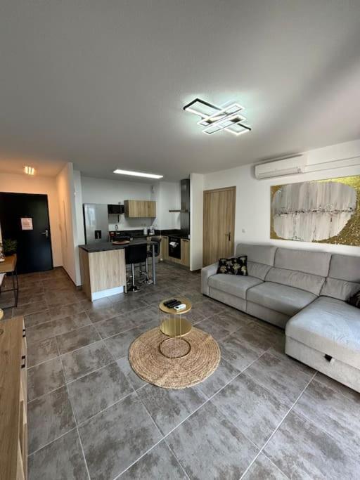 Jolie Appartement En Residence บาสเตีย ภายนอก รูปภาพ